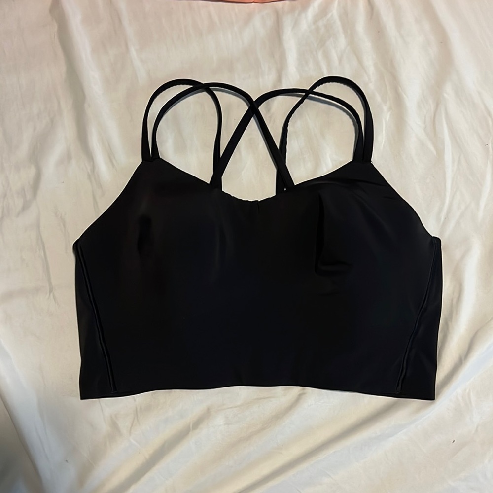 Black crop top tank